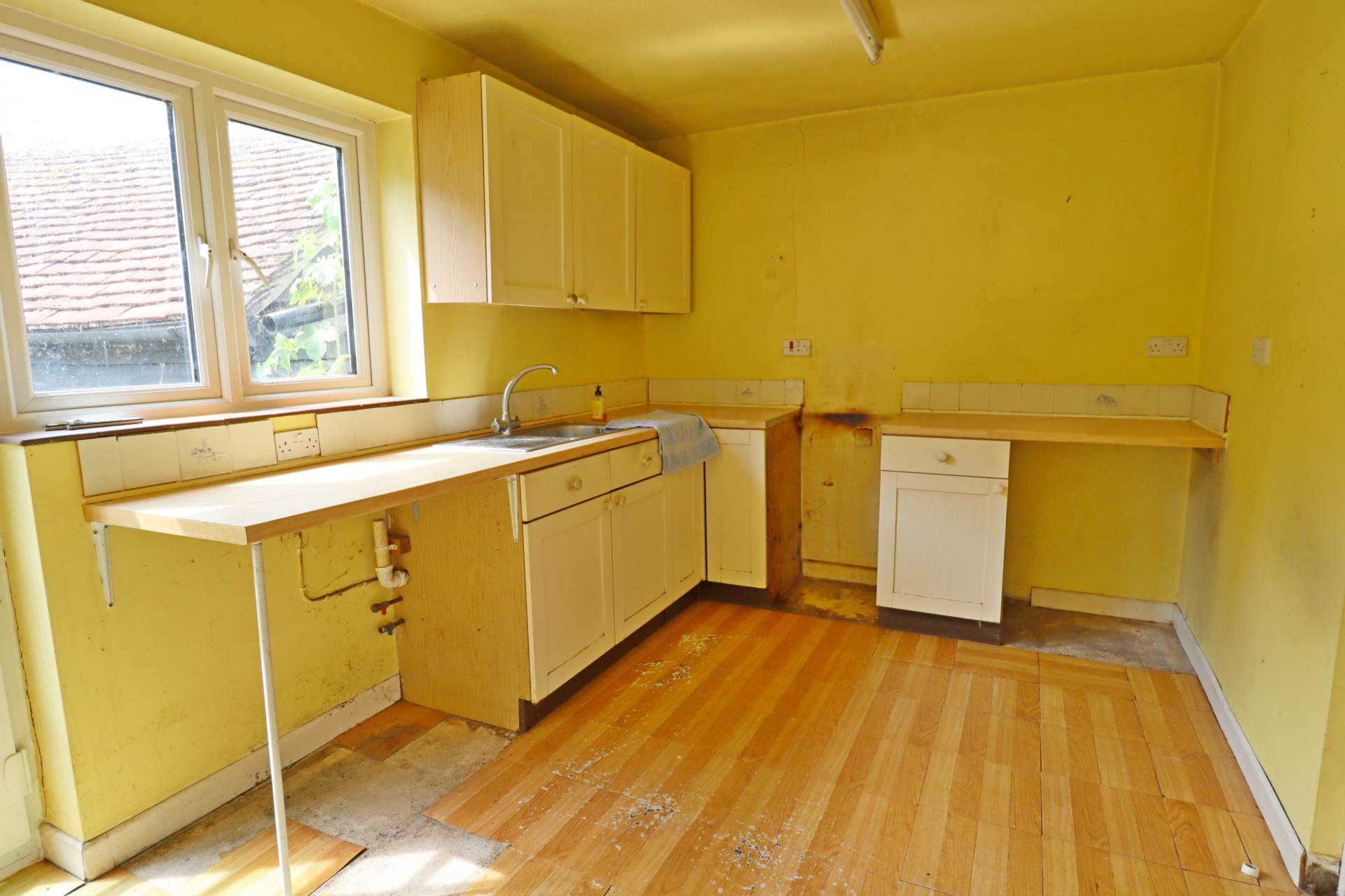 High Street, Ramsbury, SN8 2QN, Image 4