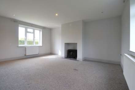 The Elms, East Kennett, Marlborough, SN8 4HA, Image 5