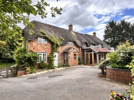 High Street, Burbage, SN8 3AB