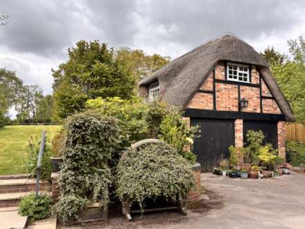 High Street, Burbage, SN8 3AB, Image 16