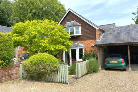 Property For Sale St. Nicholas Yard, Fyfield, Marlborough