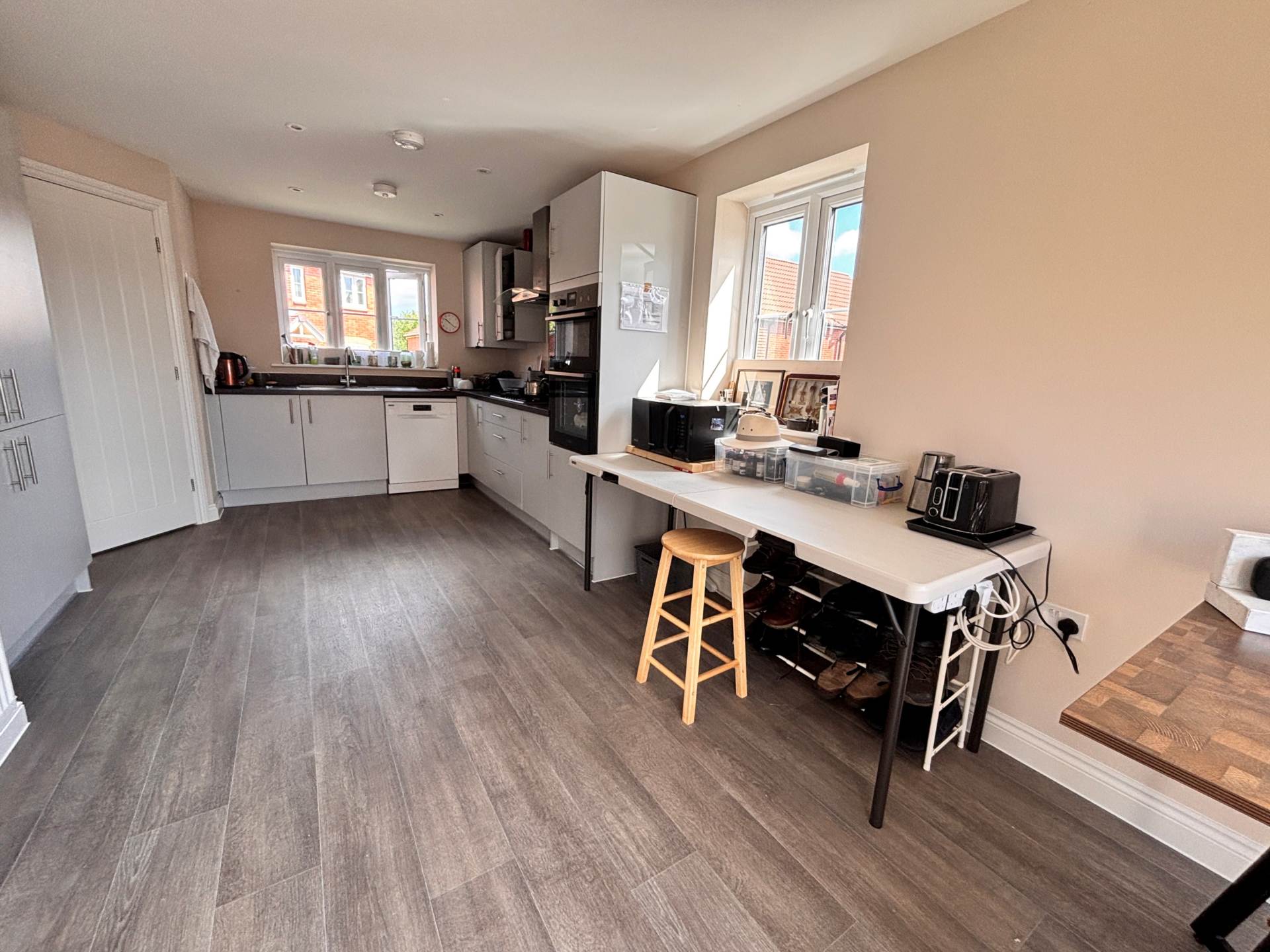 Portfields Road, Marlborough, SN8 1EY, Image 4