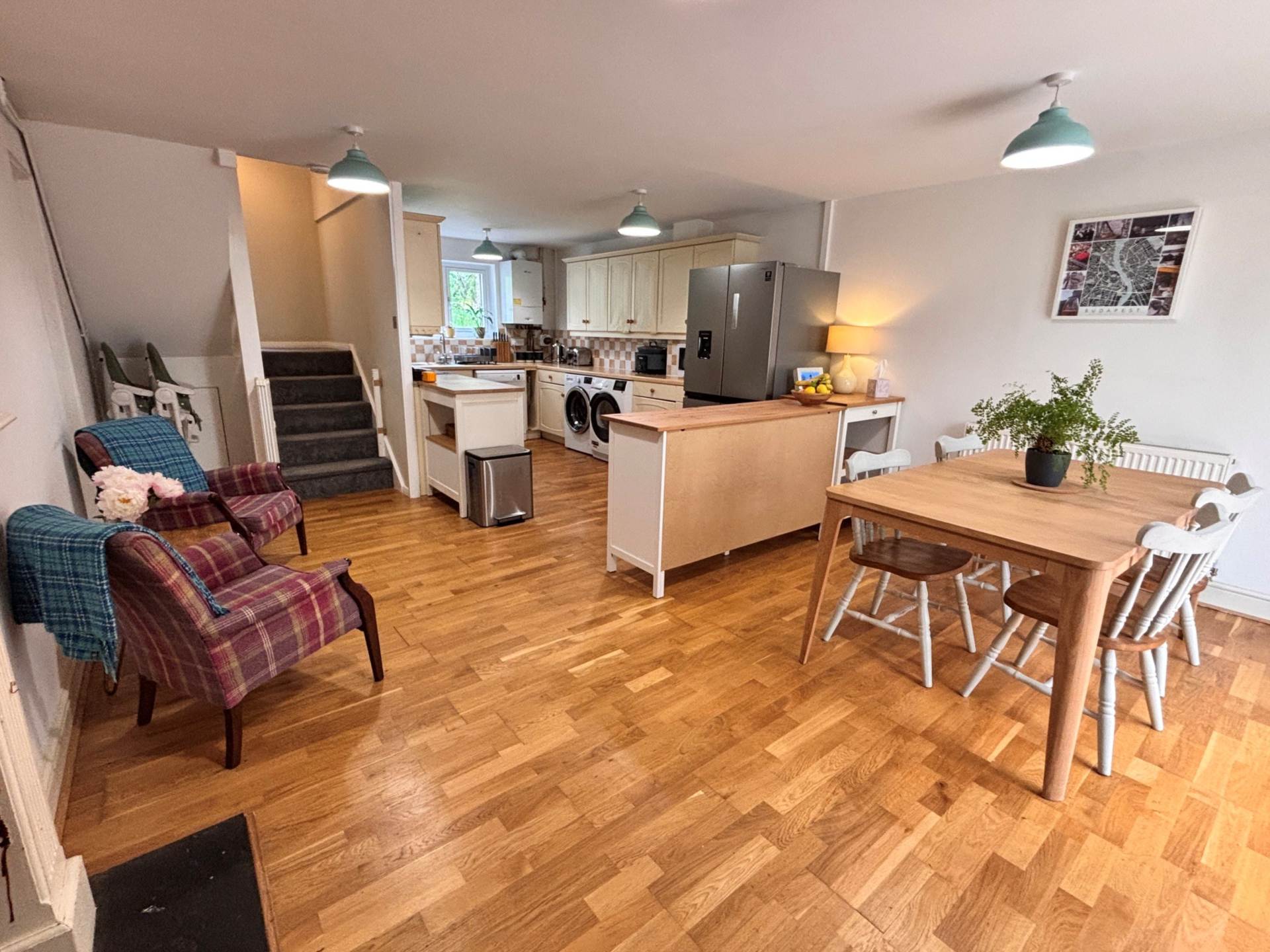 Rogers Meadow, Marlborough, SN8 1DZ, Image 2