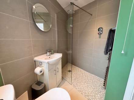 Rogers Meadow, Marlborough, SN8 1DZ, Image 9