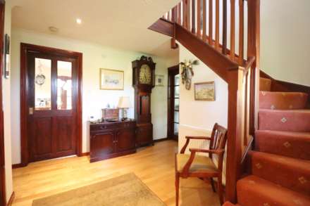 Browns Lane, Great Bedwyn, SN8 3LR, Image 7