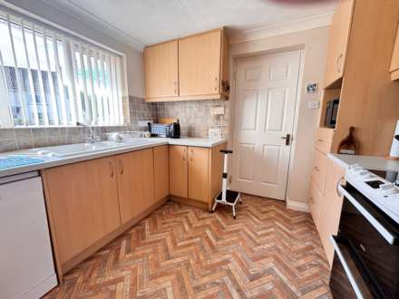 The Rysefords, Burbage, SN8 3TS, Image 5