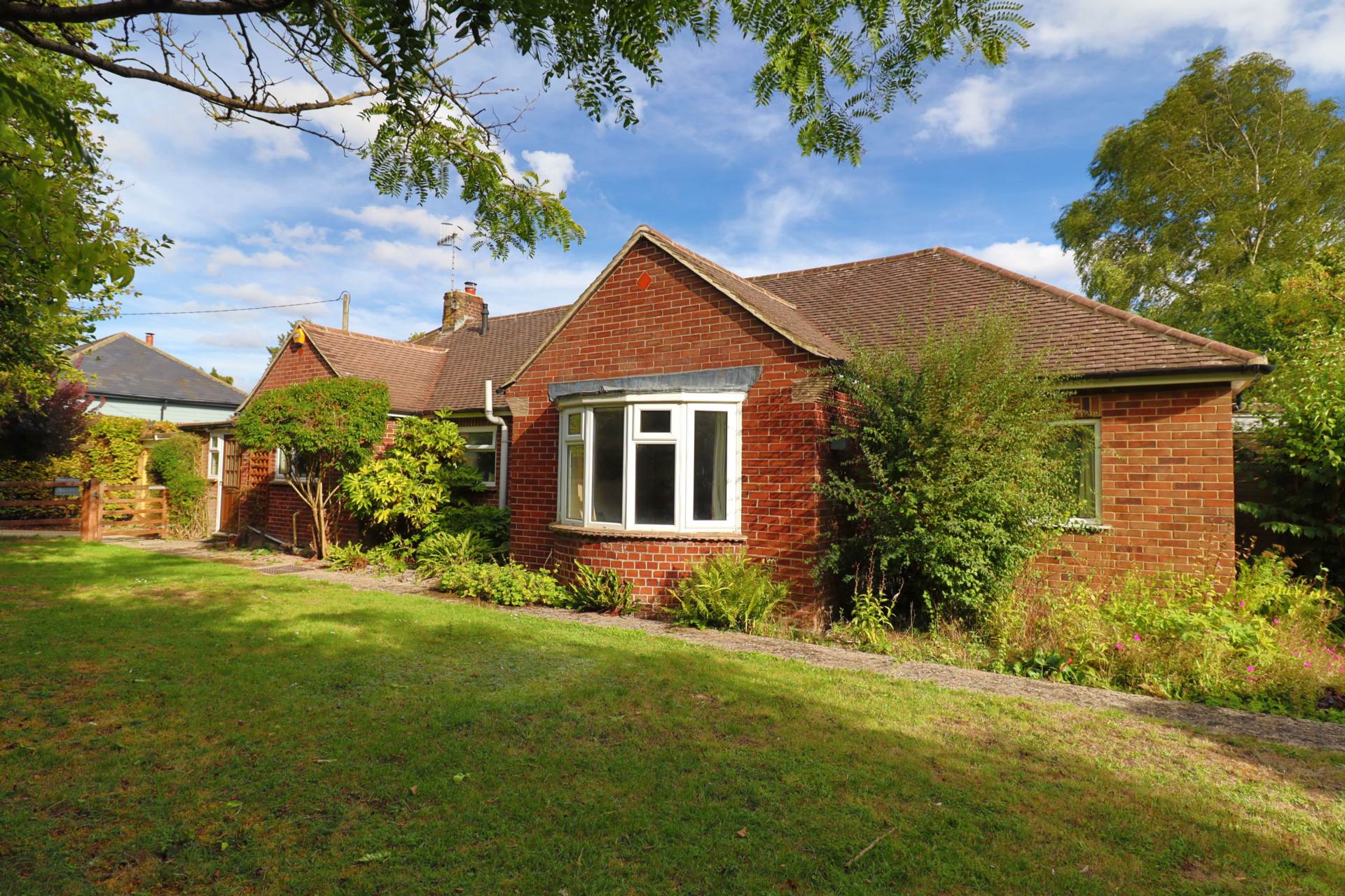 Upper Churchfields, Marlborough, SN8 4AT, Image 1
