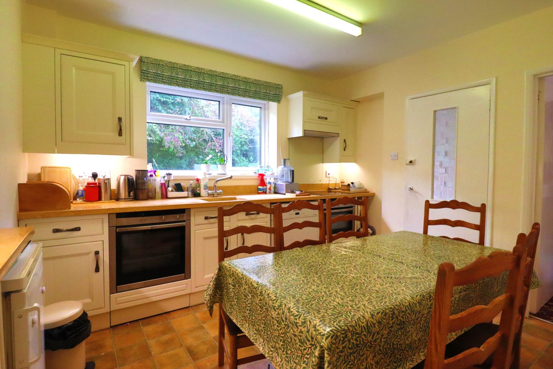 Upper Churchfields, Marlborough, SN8 4AT, Image 8