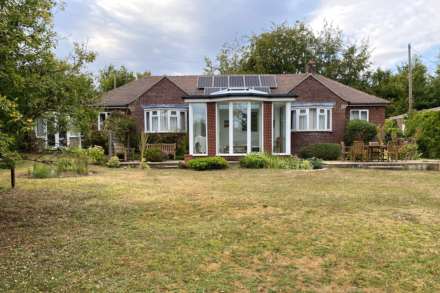 Upper Churchfields, Marlborough, SN8 4AT, Image 2