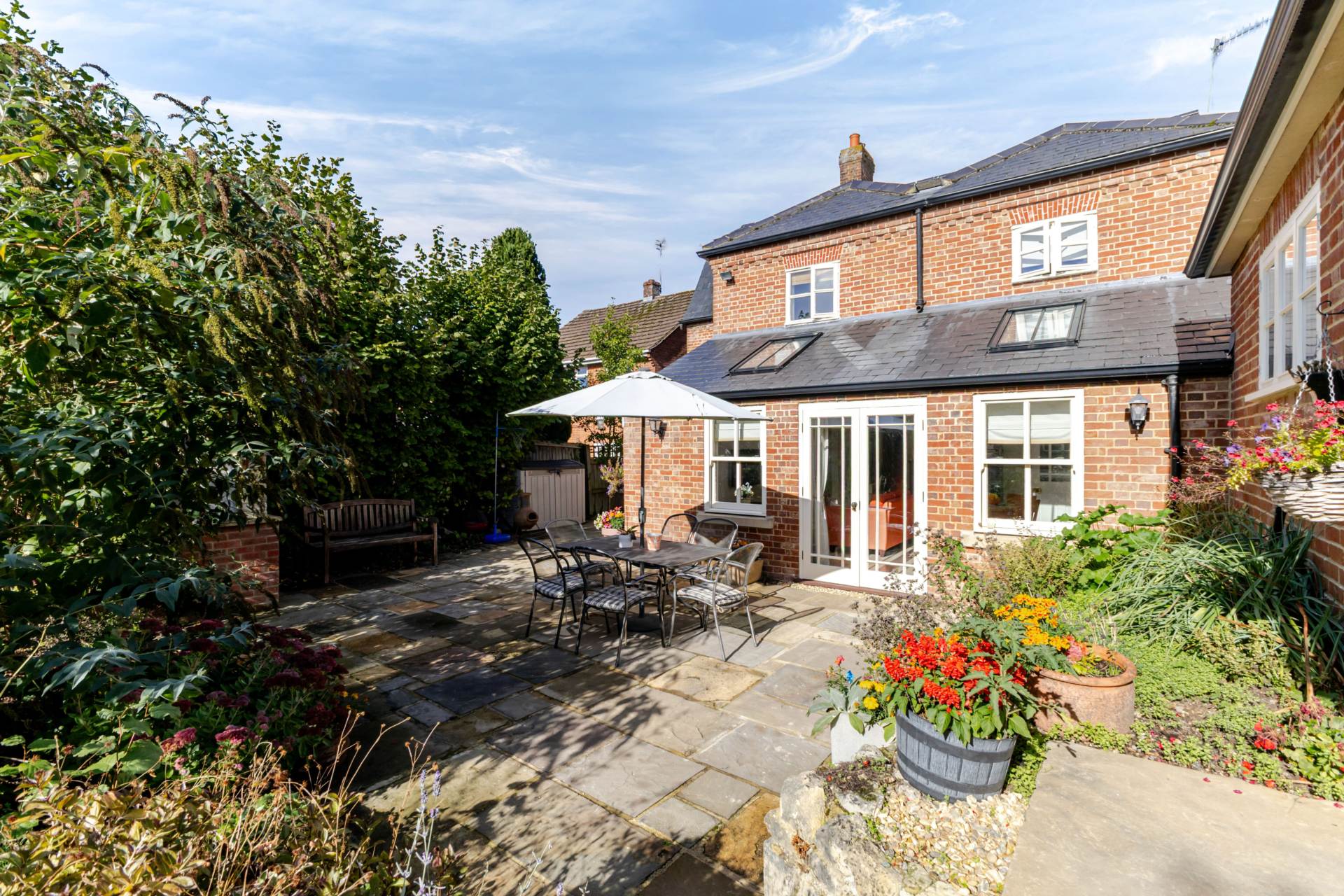 Stonebridge Close, Marlborough, SN8 2AE Detached family home + Annex, Image 16