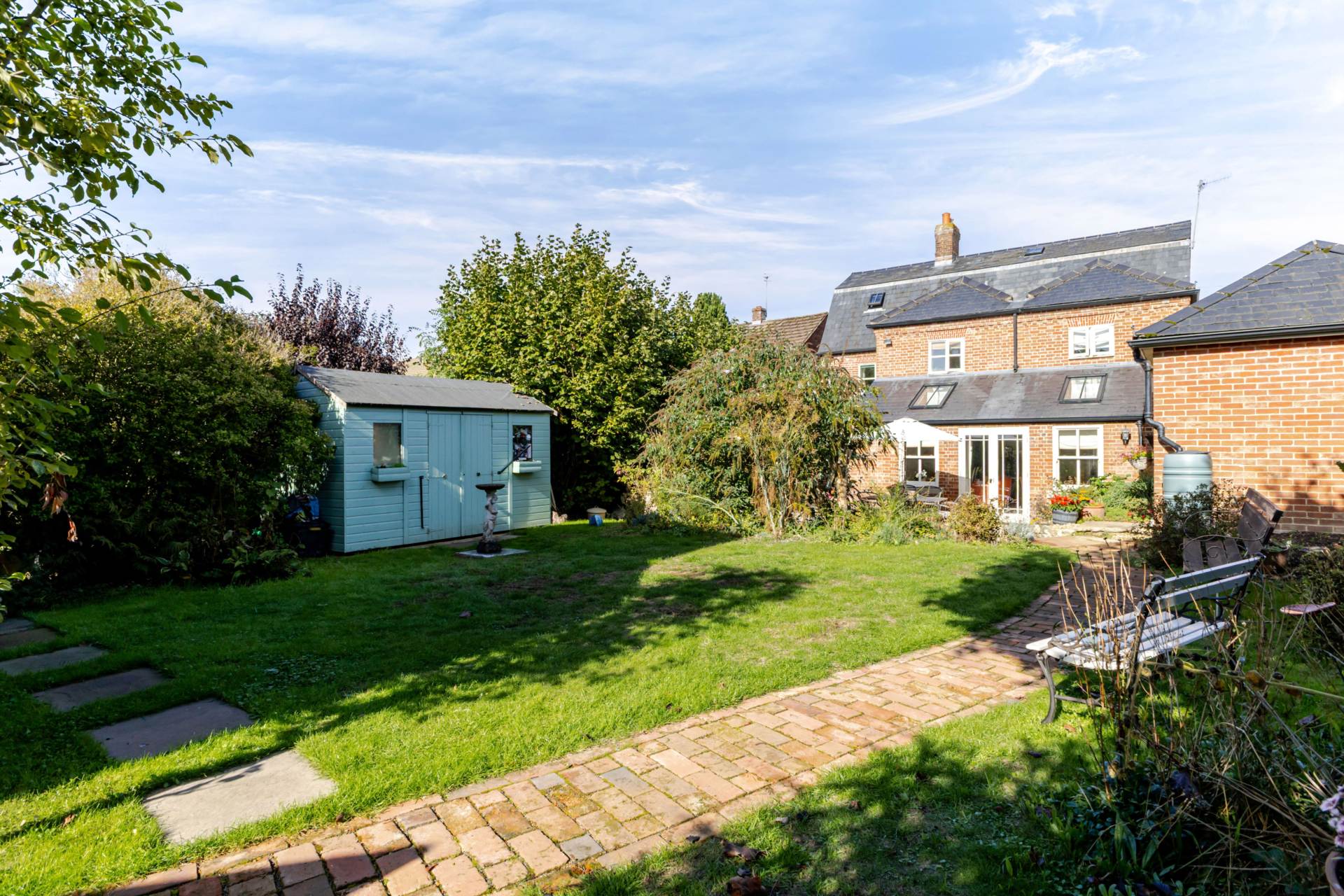Stonebridge Close, Marlborough, SN8 2AE Detached family home + Annex, Image 17