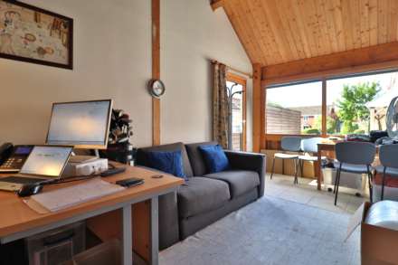 The Paddocks, Ramsbury, SN8 2QF, Image 10