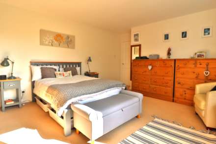 The Paddocks, Ramsbury, SN8 2QF, Image 16
