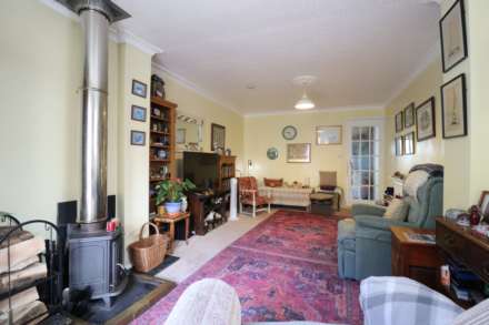 Hilldrop Close, Ramsbury, Marlborough, SN8 2RA, Image 2