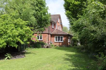 Property For Sale Downsway, Ogbourne St Andrew, Marlborough