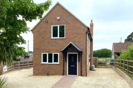 Worlds End, Beedon, RG20 8SB