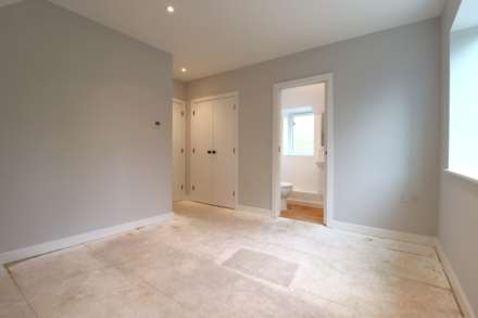 Worlds End, Beedon, RG20 8SB, Image 10
