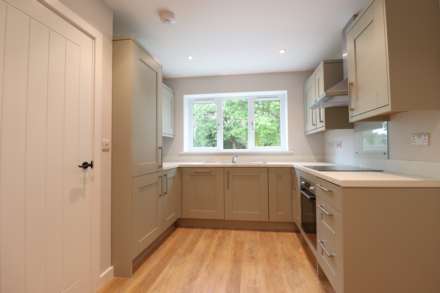 Worlds End, Beedon, RG20 8SB, Image 5