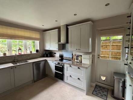Saddlers Way, Burbage, SN8 3TX, Image 4