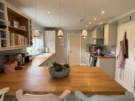 Ailesbury Way, Burbage, Marlborough, SN8 3TD, Image 4