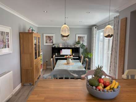 Ailesbury Way, Burbage, Marlborough, SN8 3TD, Image 5