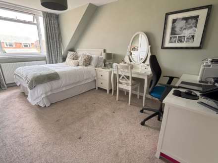 Ailesbury Way, Burbage, Marlborough, SN8 3TD, Image 8