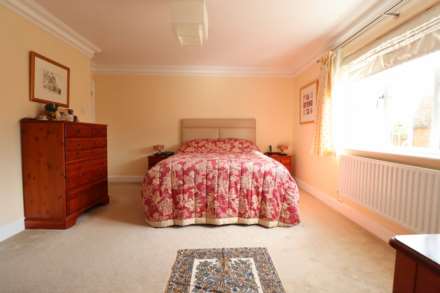 Martingale Road, Burbage, SN8 3TY, Image 7