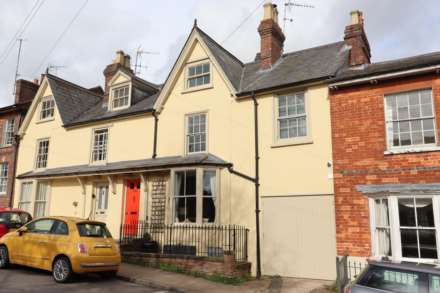 4 Bedroom Town House, Kingsbury Street, Marlborough, SN8 1JA