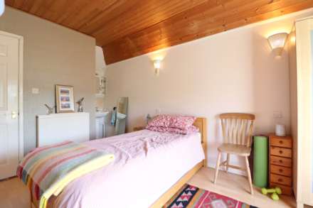 Kennet Rise, Axford, Marlborough, SN8 2EZ, Image 9