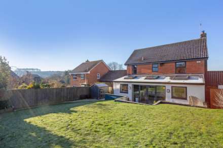 Tennyson Close, Marlborough, SN8 1TU, Image 12