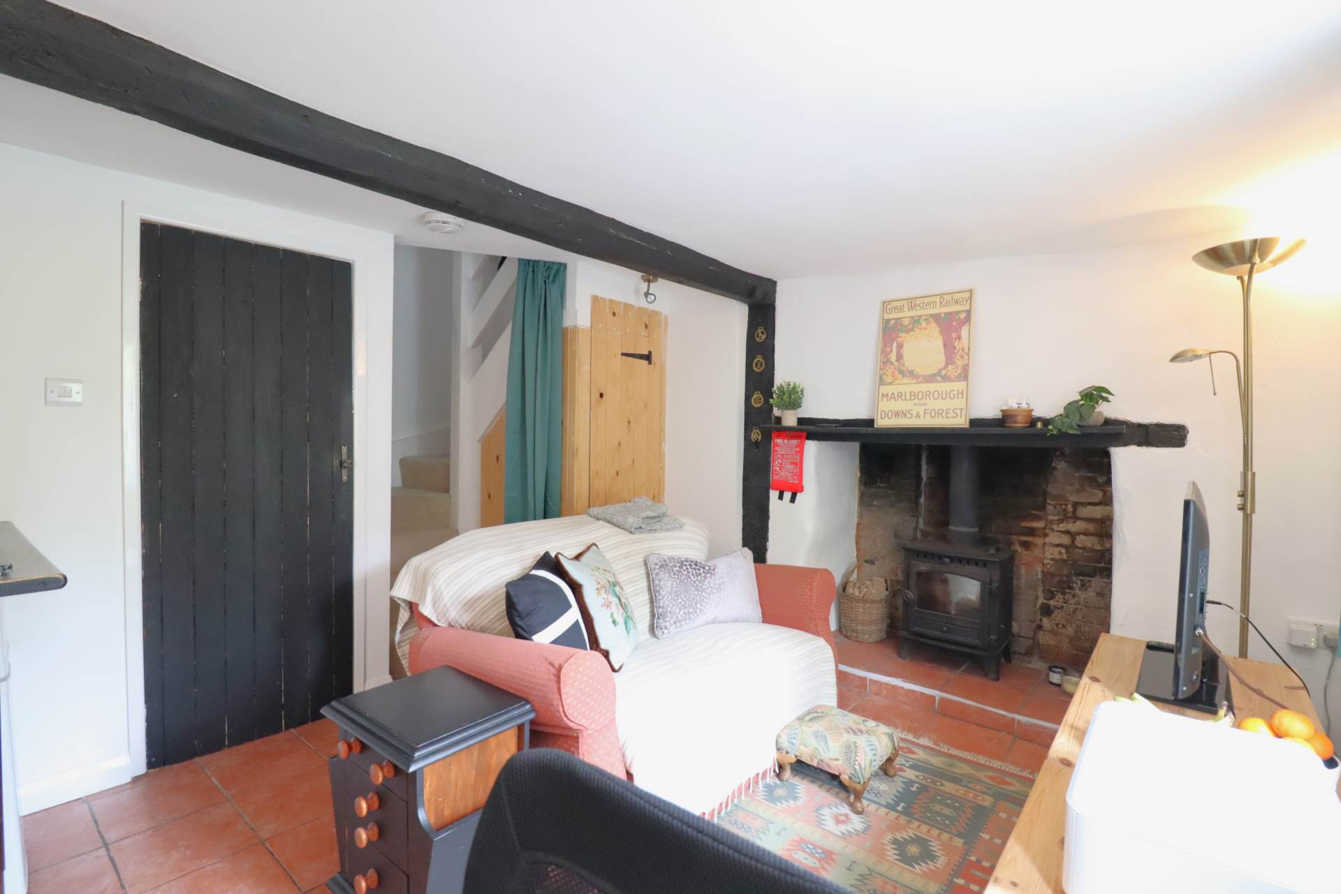 High Street, Burbage, SN8 3AA, Image 11
