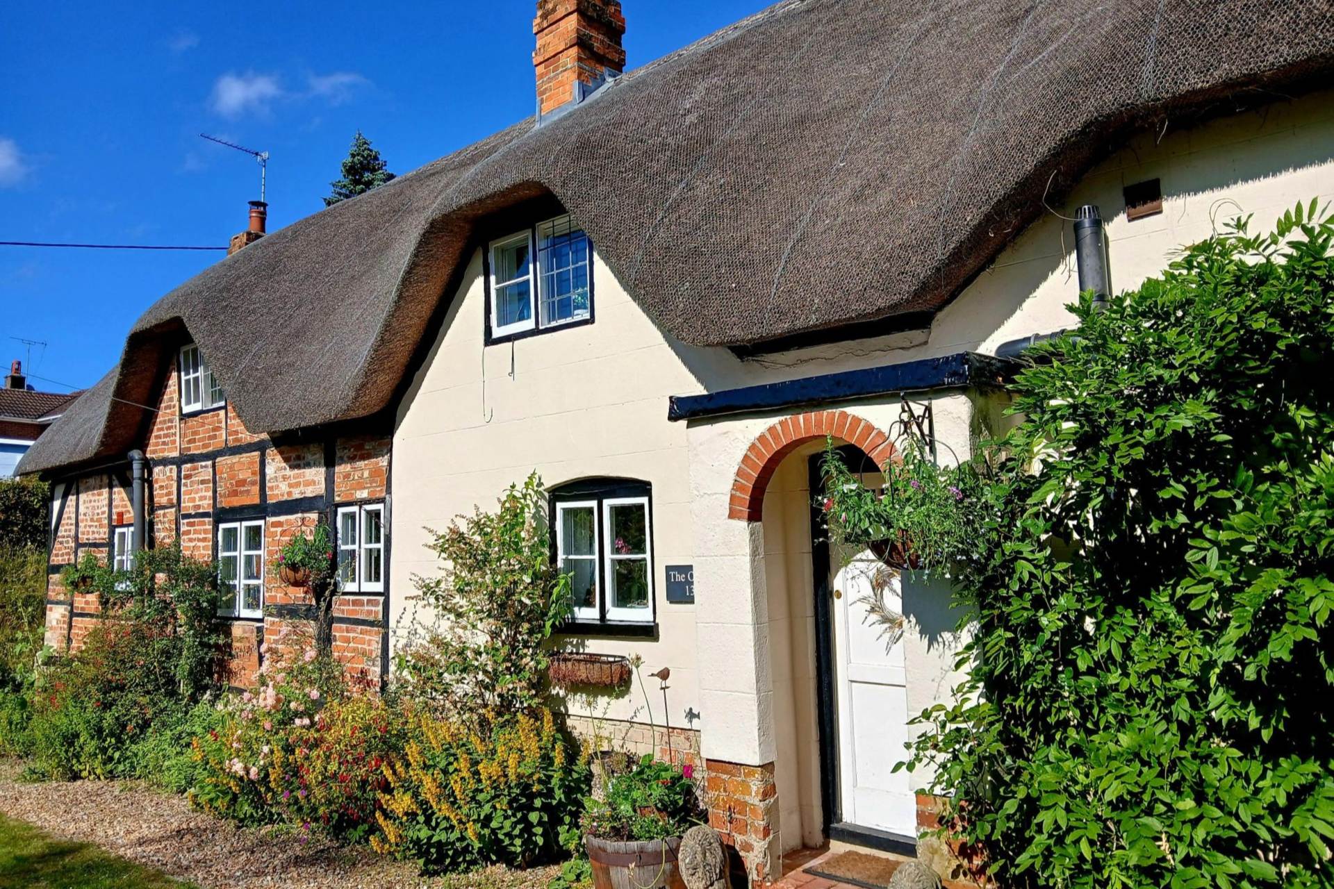 High Street, Burbage, SN8 3AA, Image 14