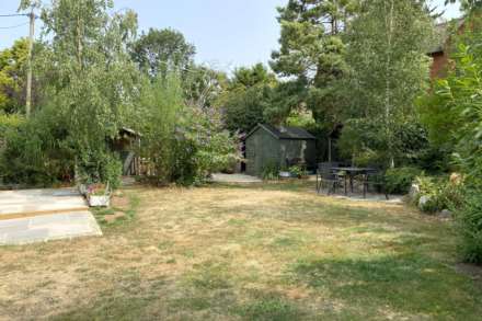 High Street, Burbage, SN8 3AA, Image 16