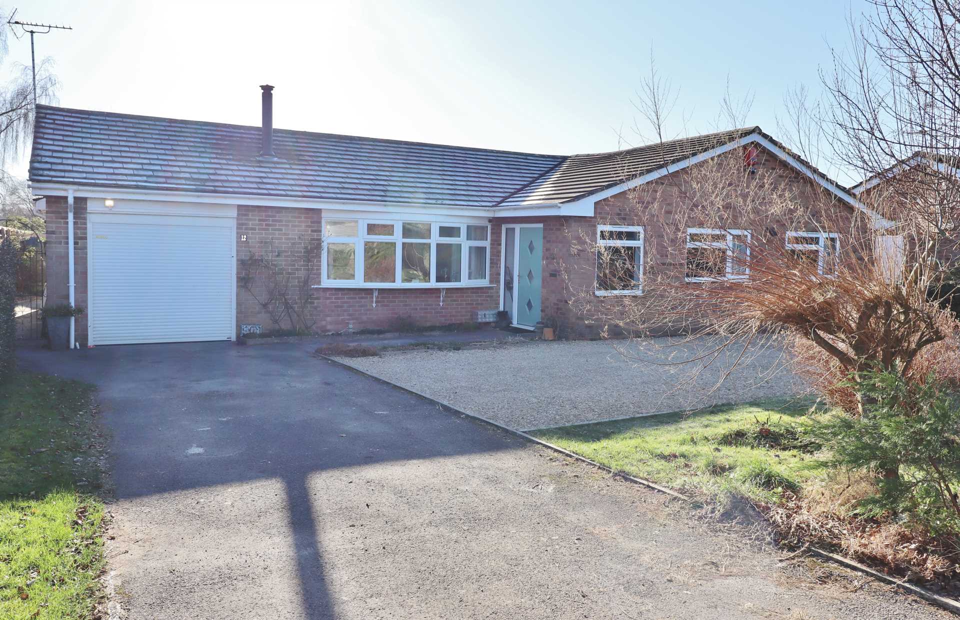 Suthmere Drive, Burbage, SN8 3TG, Image 1