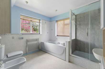 Upper Upham, Aldbourne, SN8 2LF, Image 13