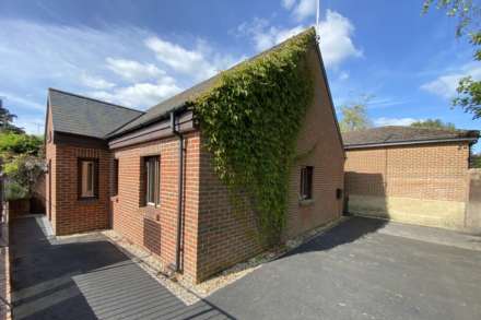 High Street, Pewsey, SN9 5AQ, Image 13