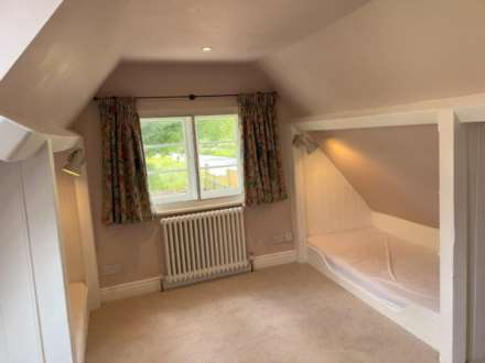 Bath Road, Marlborough, SN8 1NN, Image 11