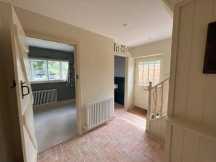 Bath Road, Marlborough, SN8 1NN, Image 6