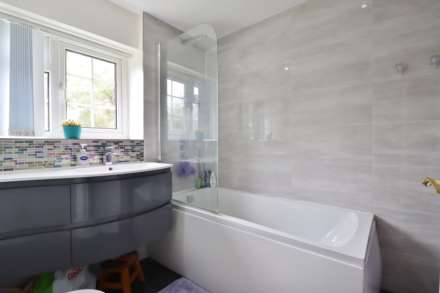 Winterbourne Monkton, SN4 9NW, Image 9