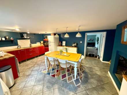East Sands, Burbage, SN8 3AN, Image 3