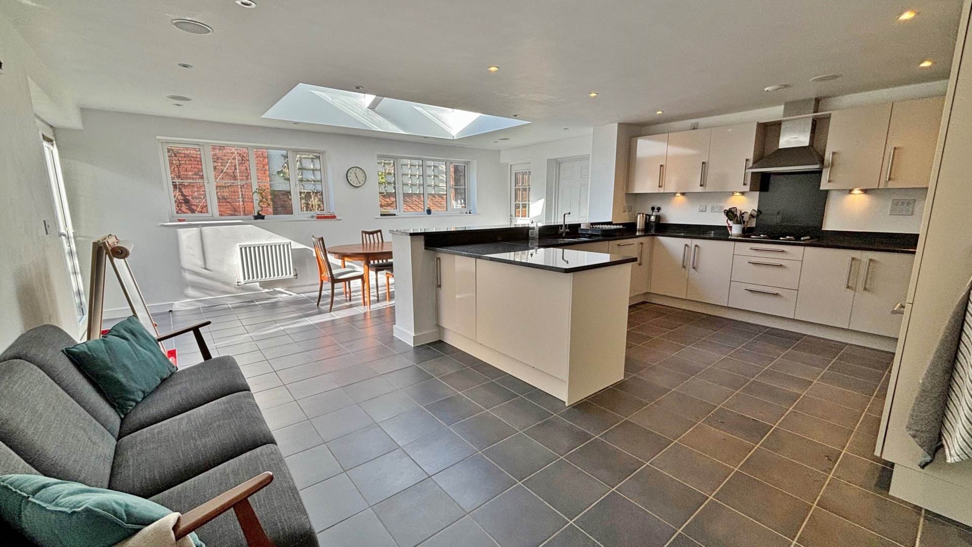 White Horse Road, Marlborough, SN8 2FE, Image 4