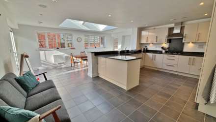 White Horse Road, Marlborough, SN8 2FE, Image 4