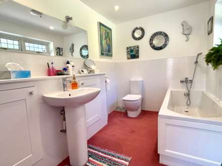 Elcot Lane, Marlborough, SN8 2AZ, Image 10
