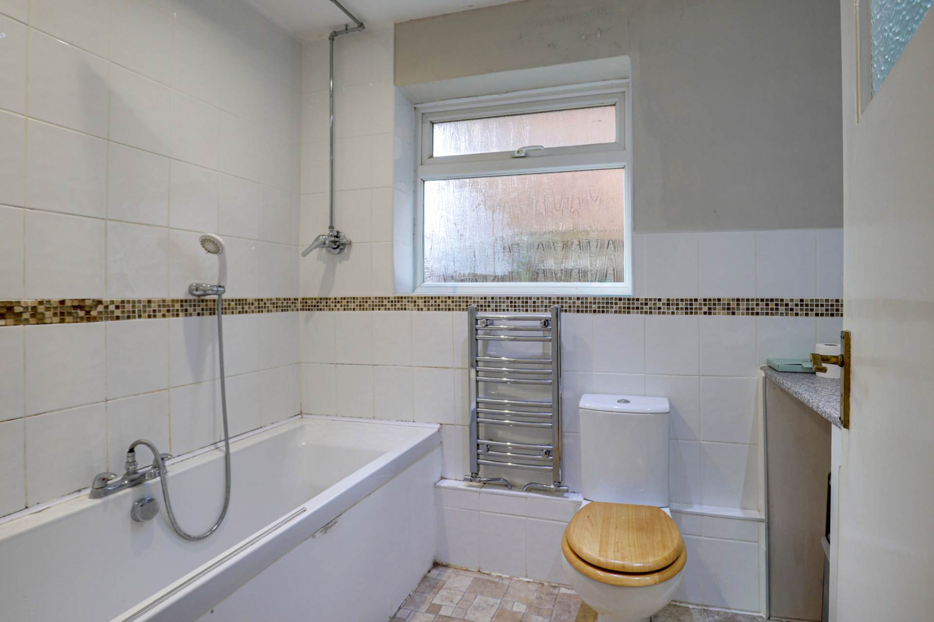 Westdene Crescent, Reading, Image 13