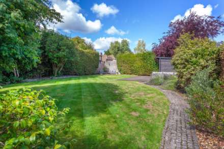 Newfield Road, Sonning Common, South Oxfordshire, Image 2