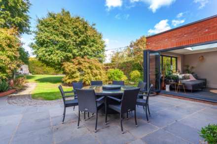 Newfield Road, Sonning Common, South Oxfordshire, Image 27