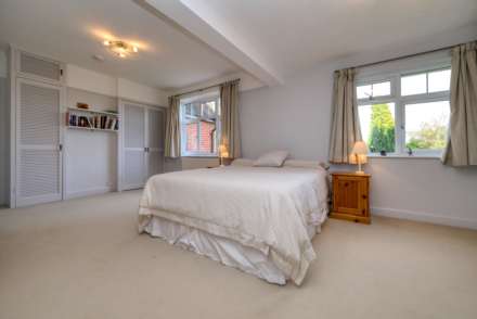 Kennylands Road, Sonning Common, South Oxfordshire, Image 13