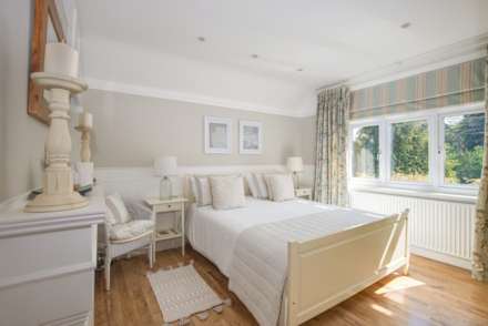 Peppard Road, Emmer Green, Reading, Image 16