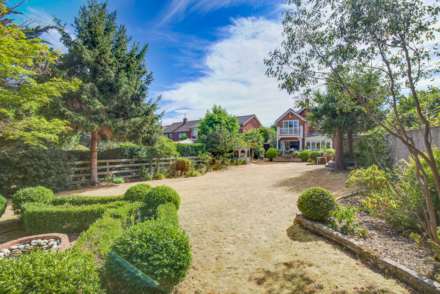 Peppard Road, Emmer Green, Reading, Image 7