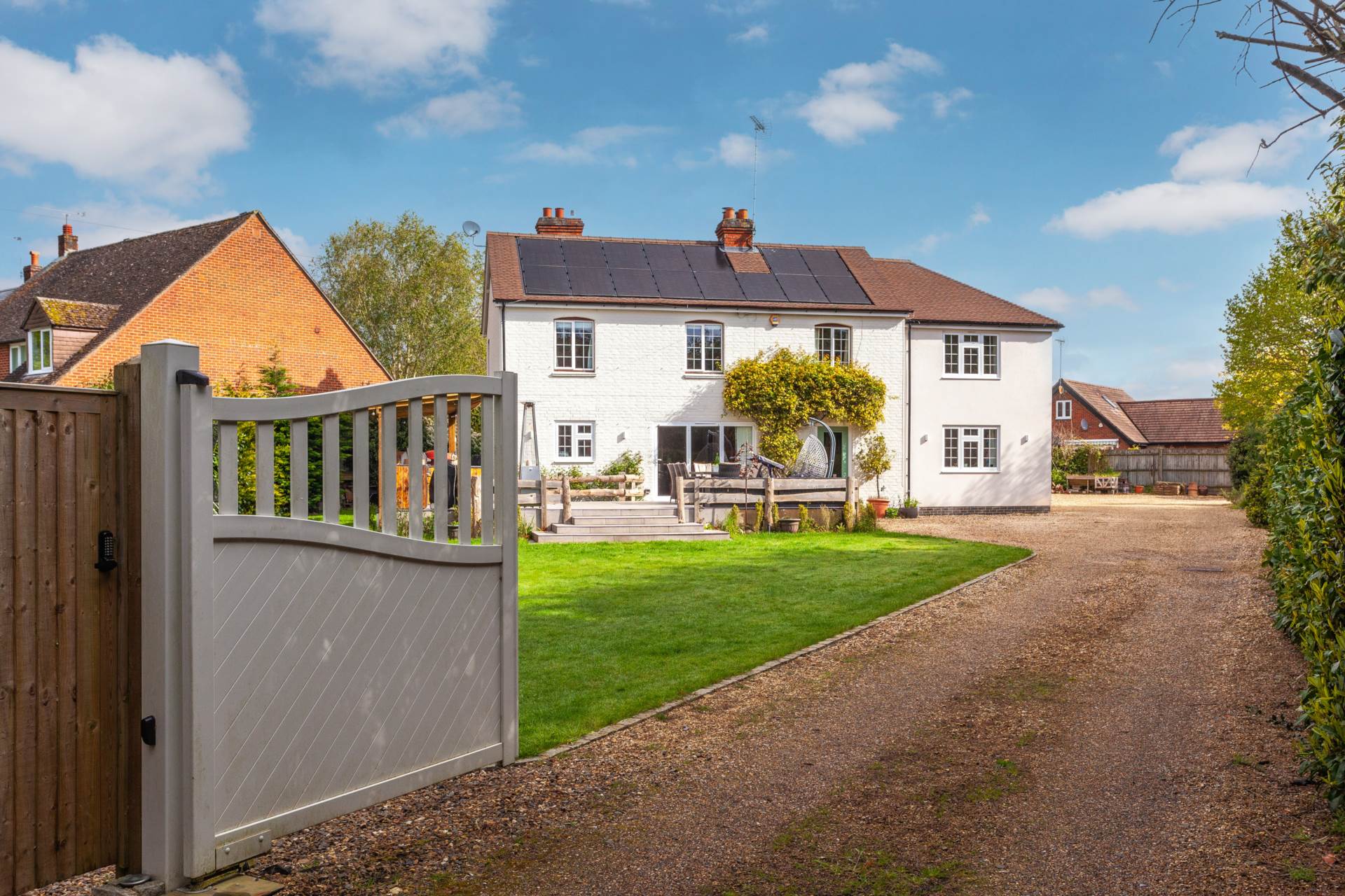Kennylands Road, Sonning Common, South Oxfordshire, Image 1
